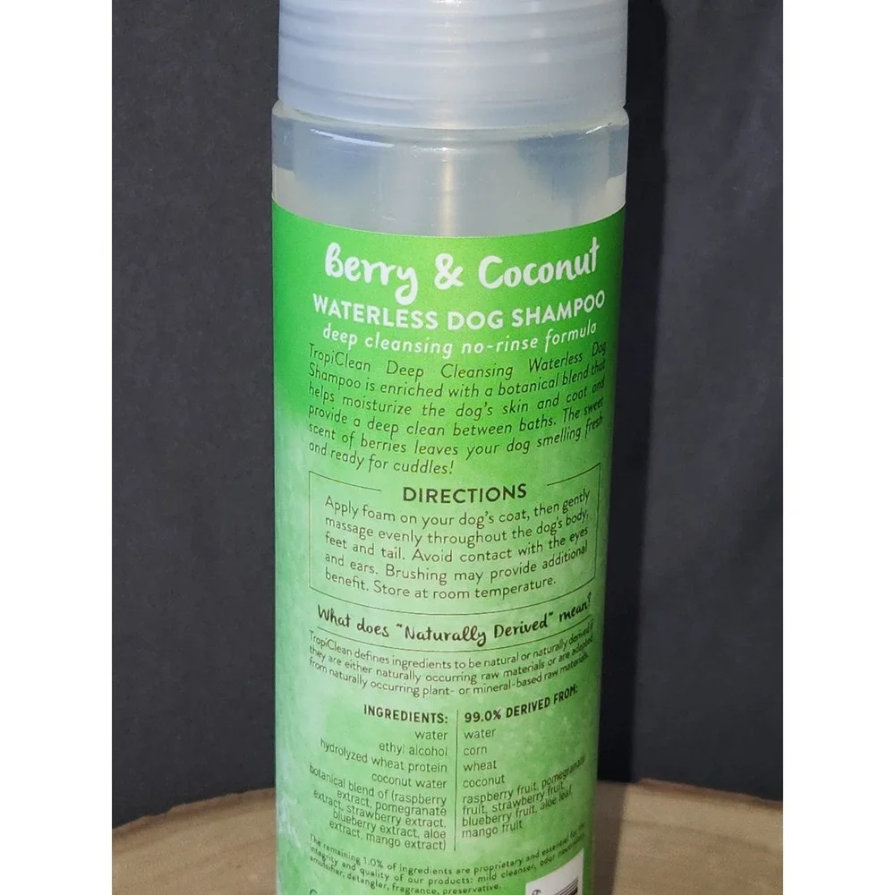 TropiClean‎ Waterless Dog Shampoo Deep Cleaning Berry Coconut 7.4 oz/220ml~NEW